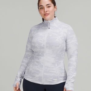 Define jacket luxtreme lululemon size 10